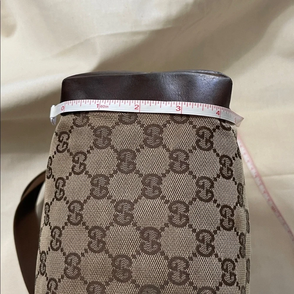 Gucci Vintage Authentic GG Monogram Canvas Over Shoulder/Hand Tote Bag. P
